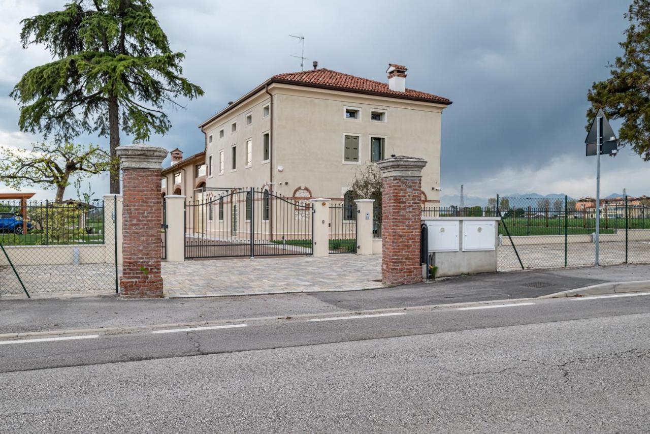 Ca Mia Ciclamino & Genziana Apartments Vicenza Esterno foto